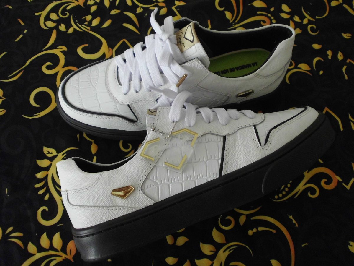Tenis Diamant Negro blanco logo dorado